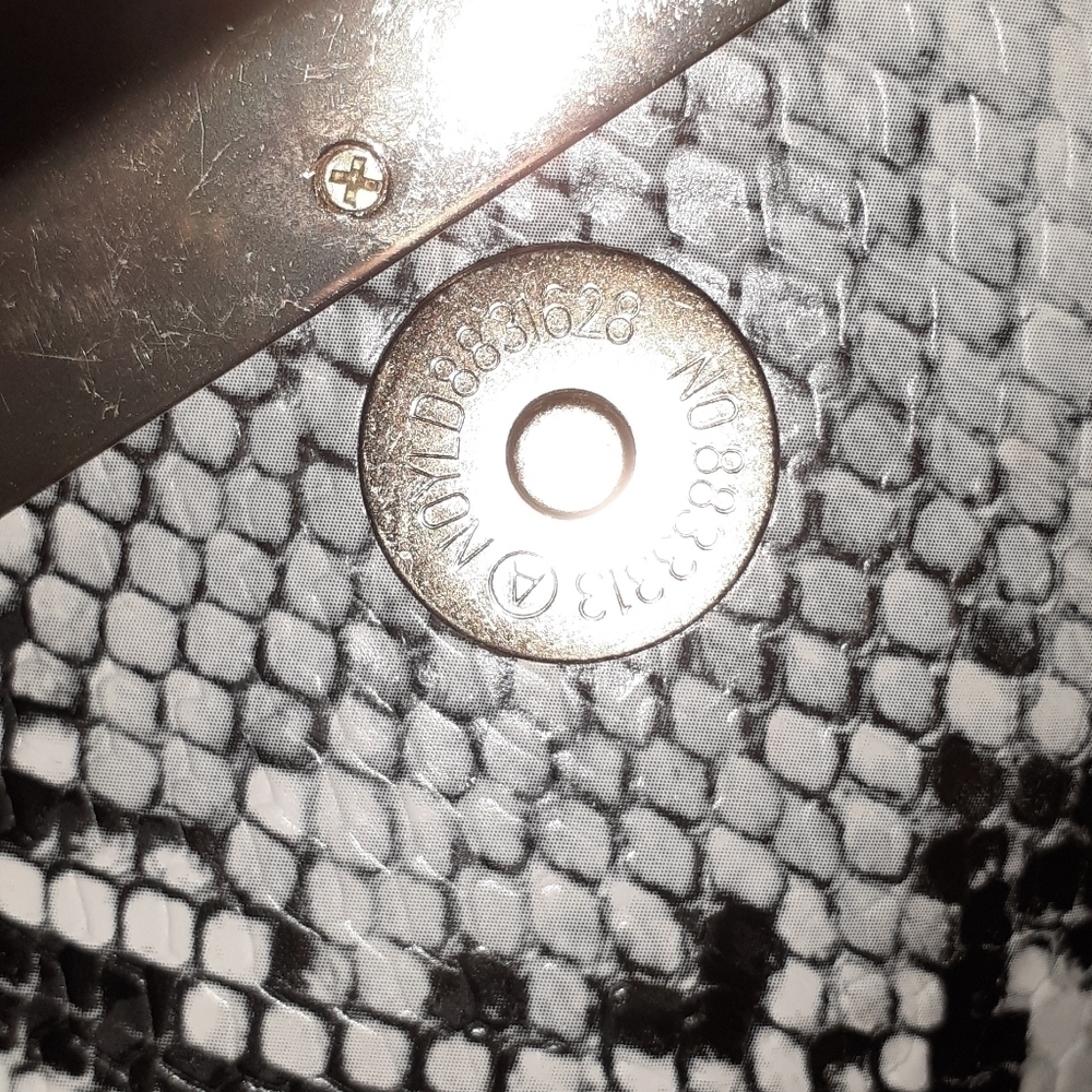 WILD (SNAKE) SHOULDER BAG! - Picture 5 of 6